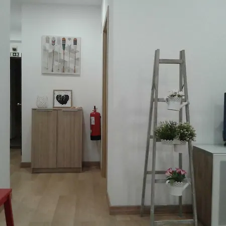 Gui House Apartment *